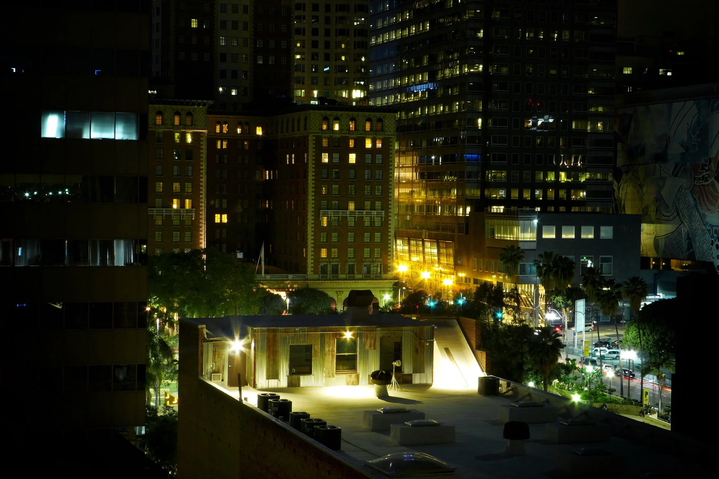 Shot without a tripod from the fire escape, using an old Leica D-Lux 6