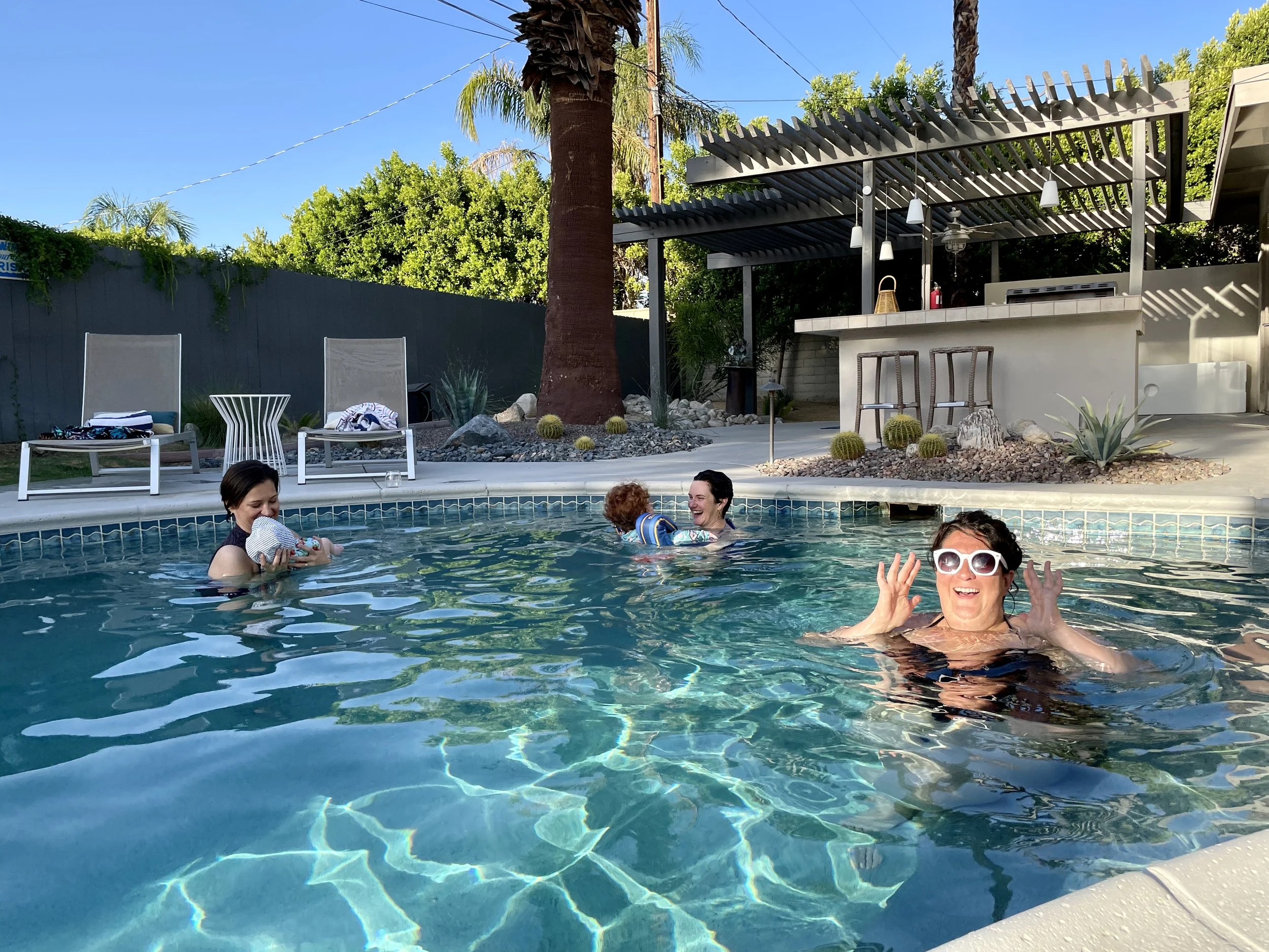 Lee, Larissa, Sharon & kids, Palm Springs