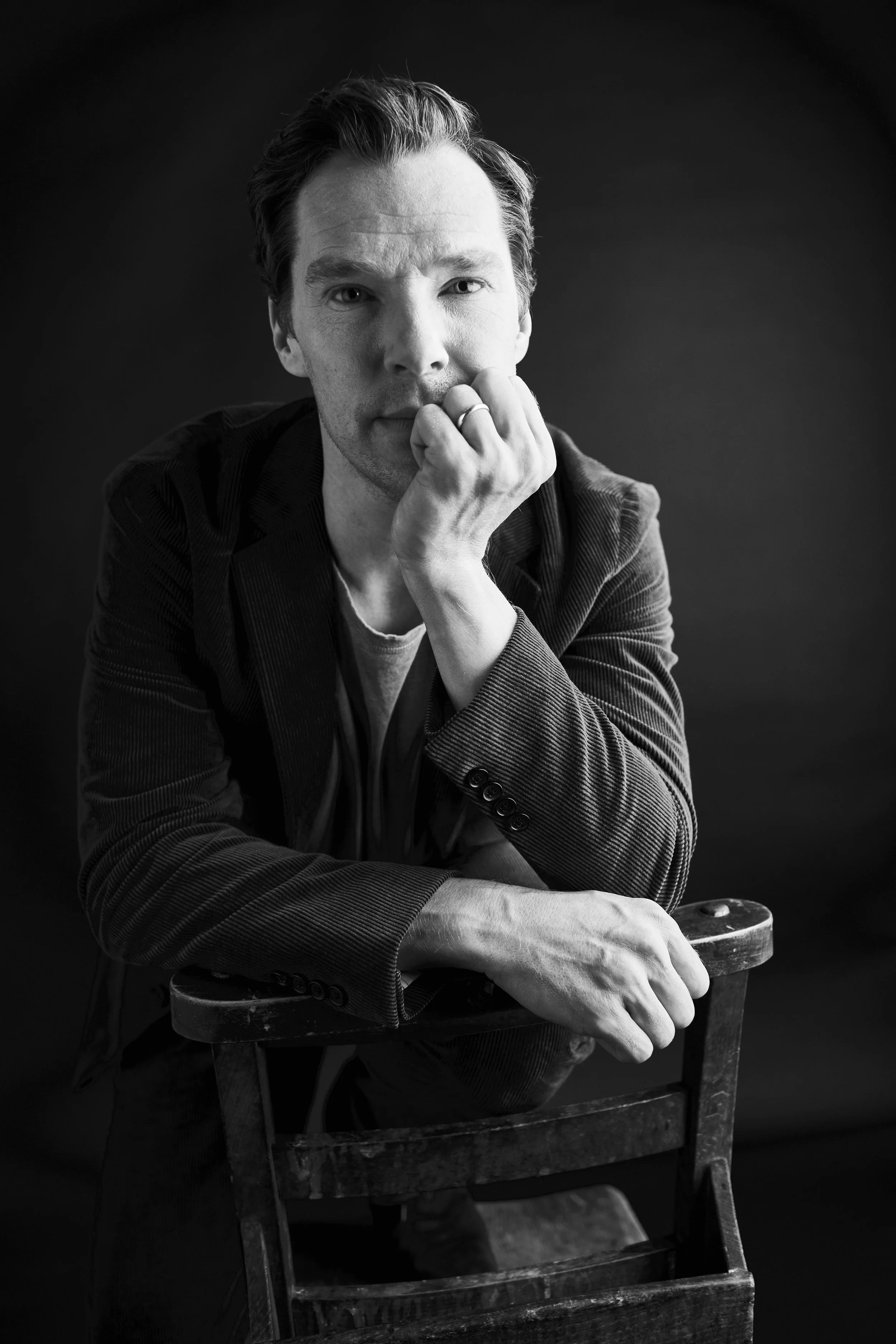 5821-TheCurrentWar_Cumberbatch_0019.jpg
