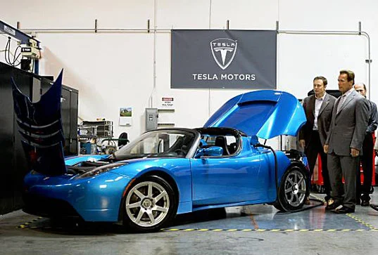 Tesla Announces New 225 Mile Range Sedan