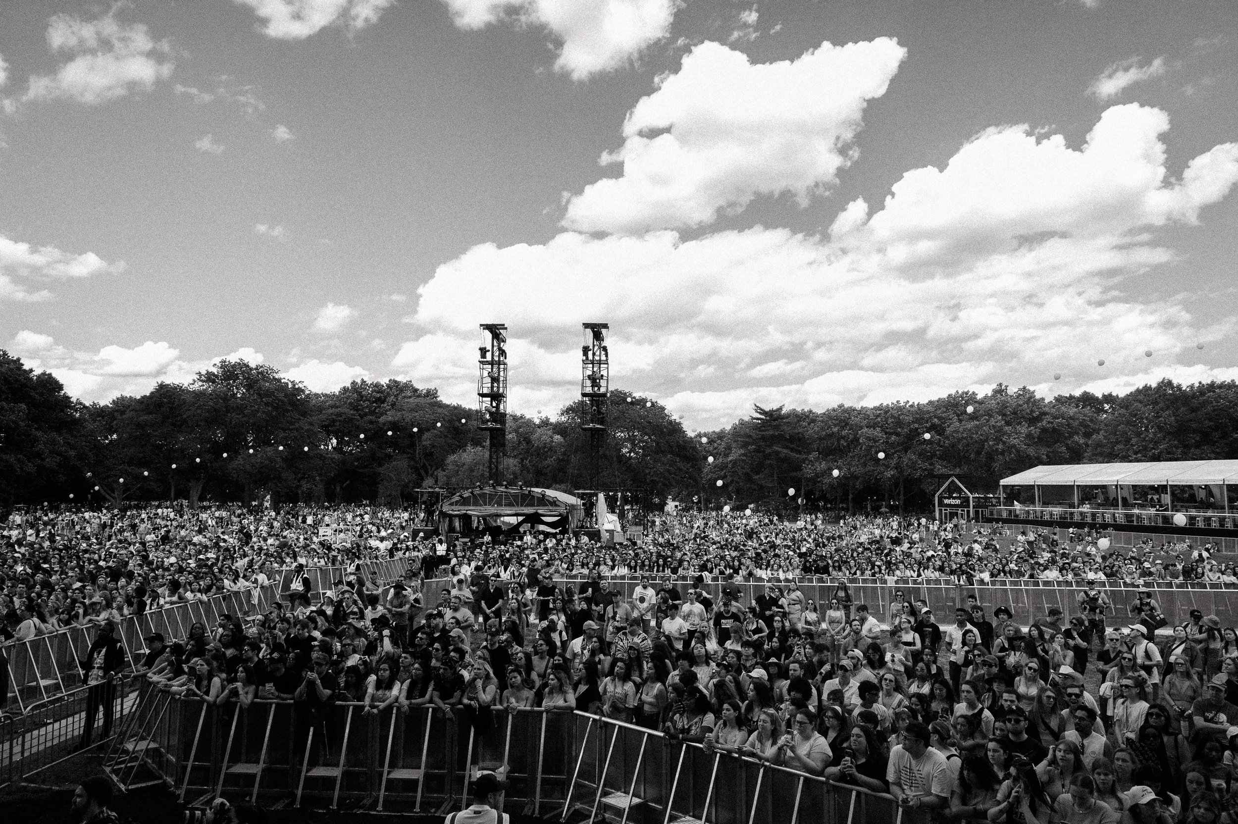 JESSIEMURPHGOVBALL_JUNE2024_PHOTOBY@LARUFOTO_LUISRUIZ_0000016.jpg