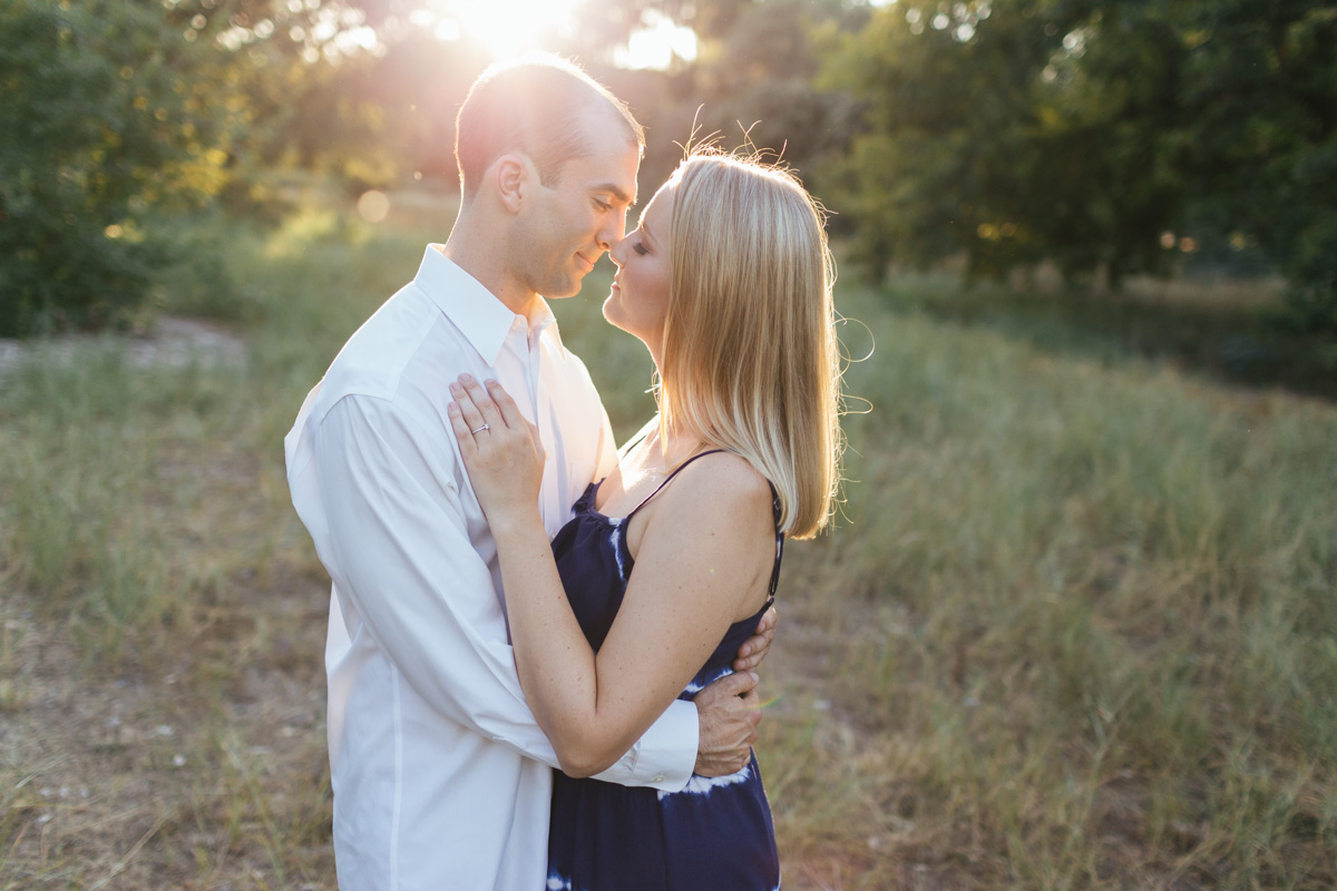 uc-davis-arboretum-engagement-photographer-2.jpg