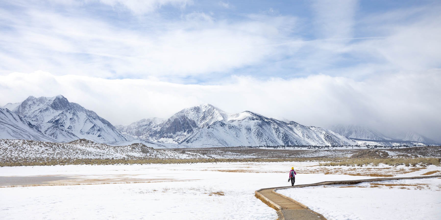 Mammoth-hot-springs.jpg