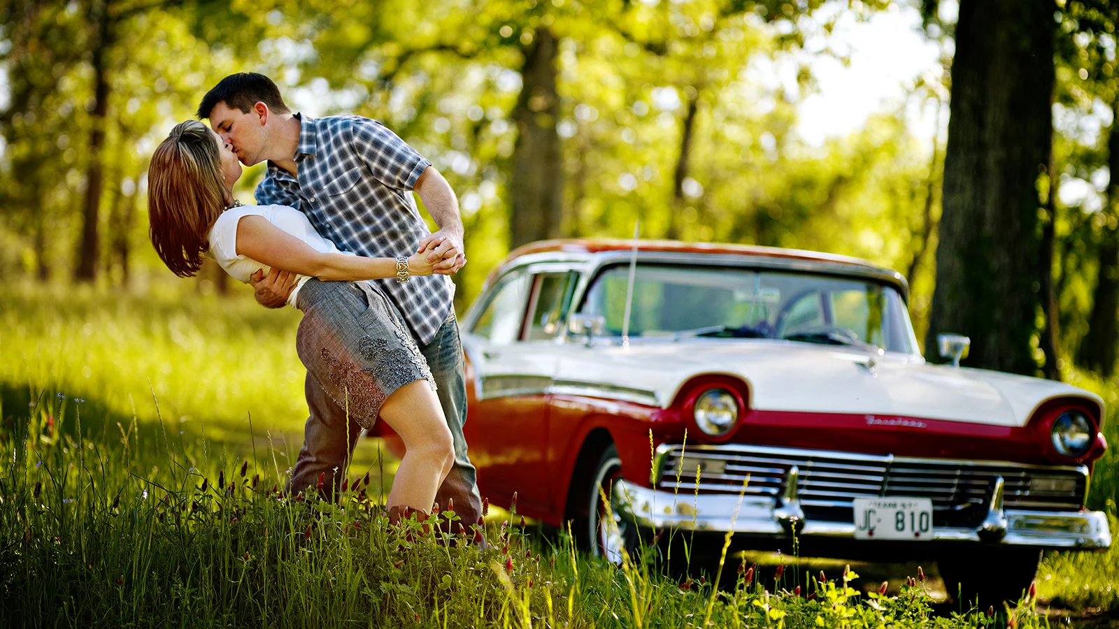Engagement photos in Trinity, Texas