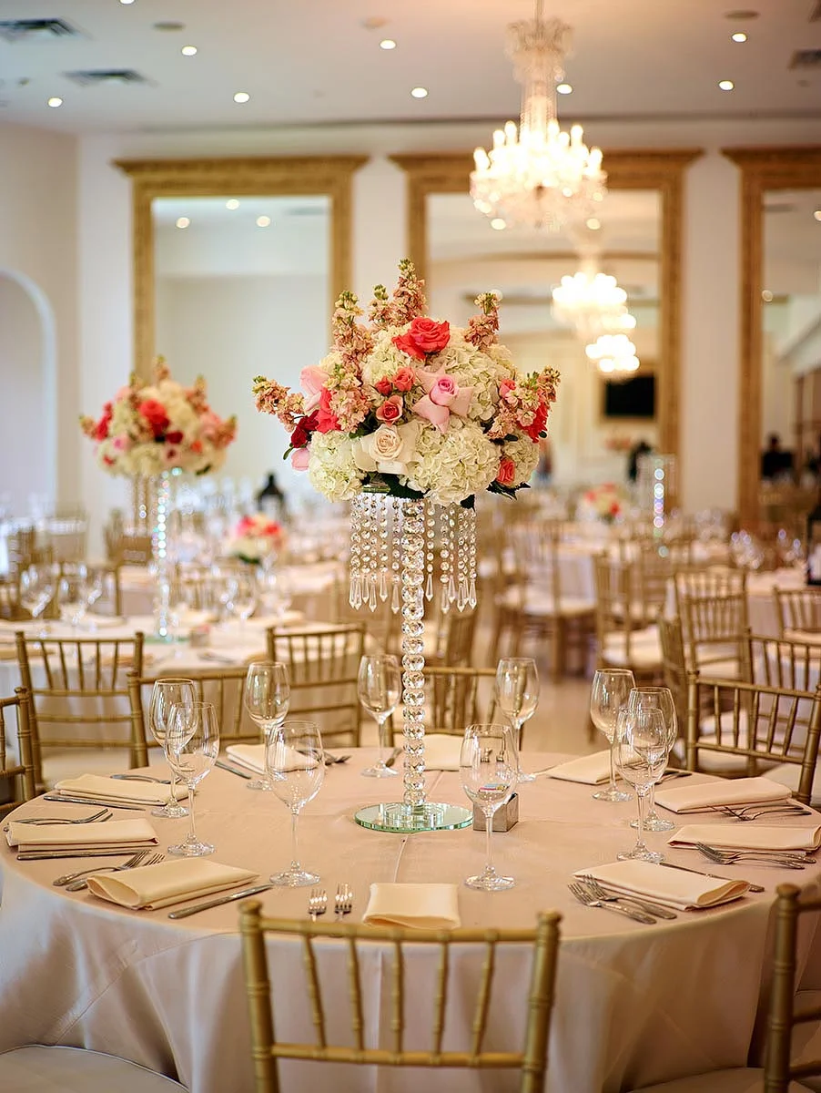 Flowers and decoration by Fresh Flowers Decor