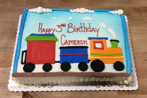 Sheet+Cake+with+Piped+Train+Decoration.jpg