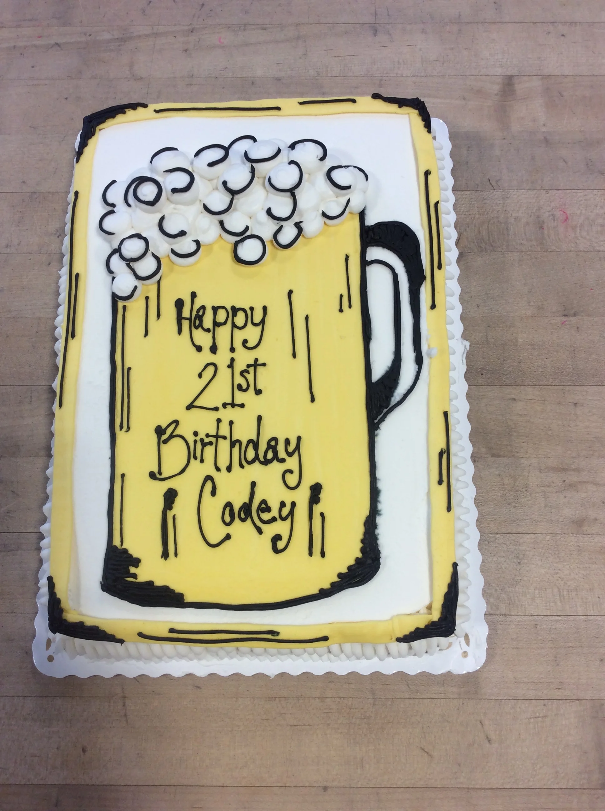 Piped Beer Mug Sheet Cake — Trefzger's Bakery