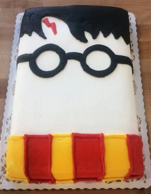 Piped Harry Potter Glasses Scarf.jpg