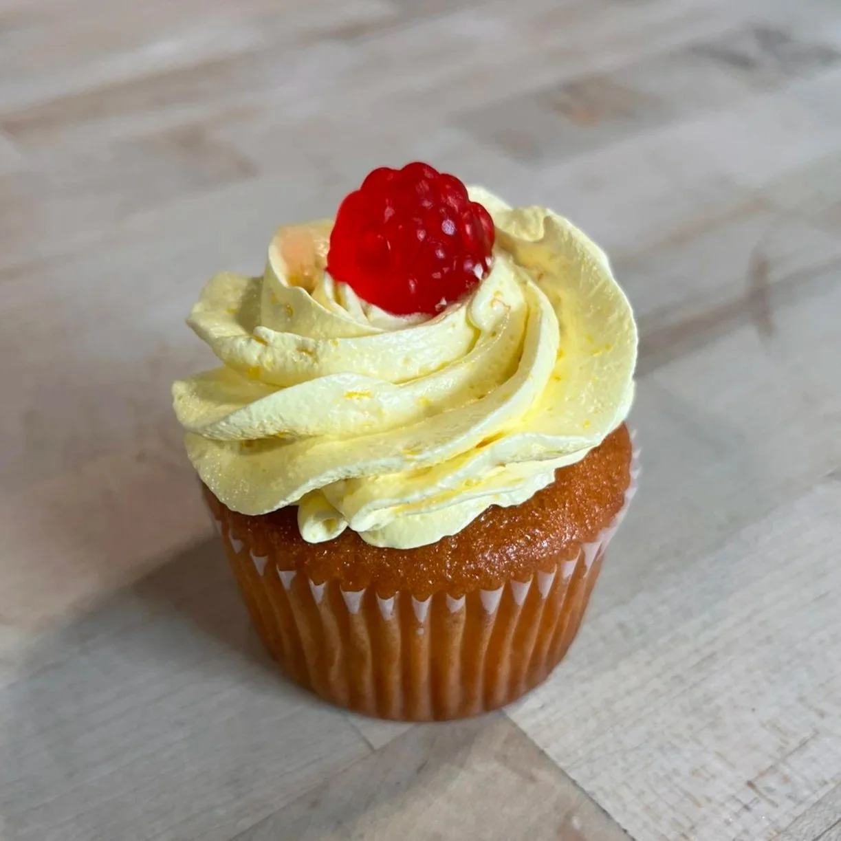 Lemon Raspberry Dream Dessert Cupcakes