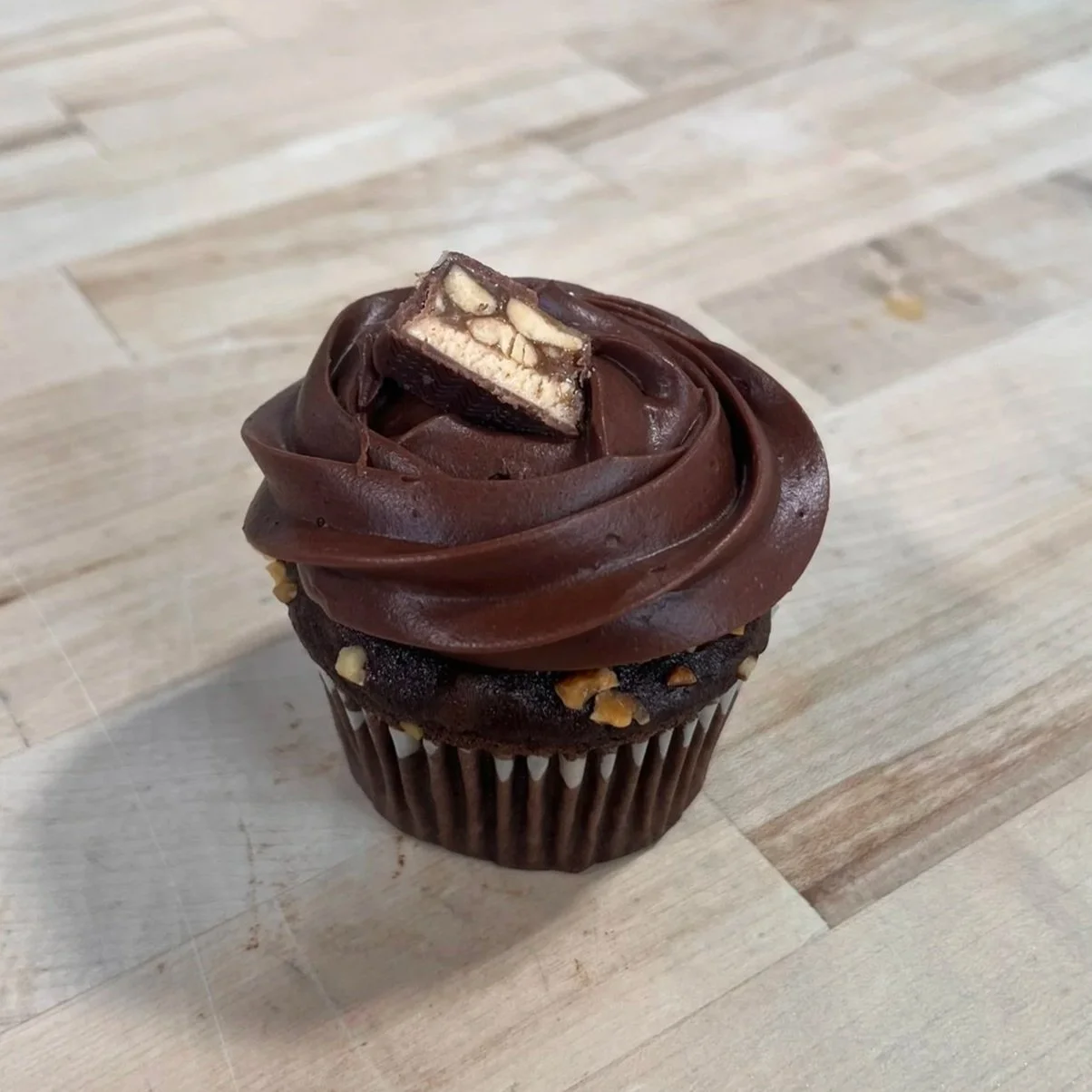 Snickers Dessert Cupcakes