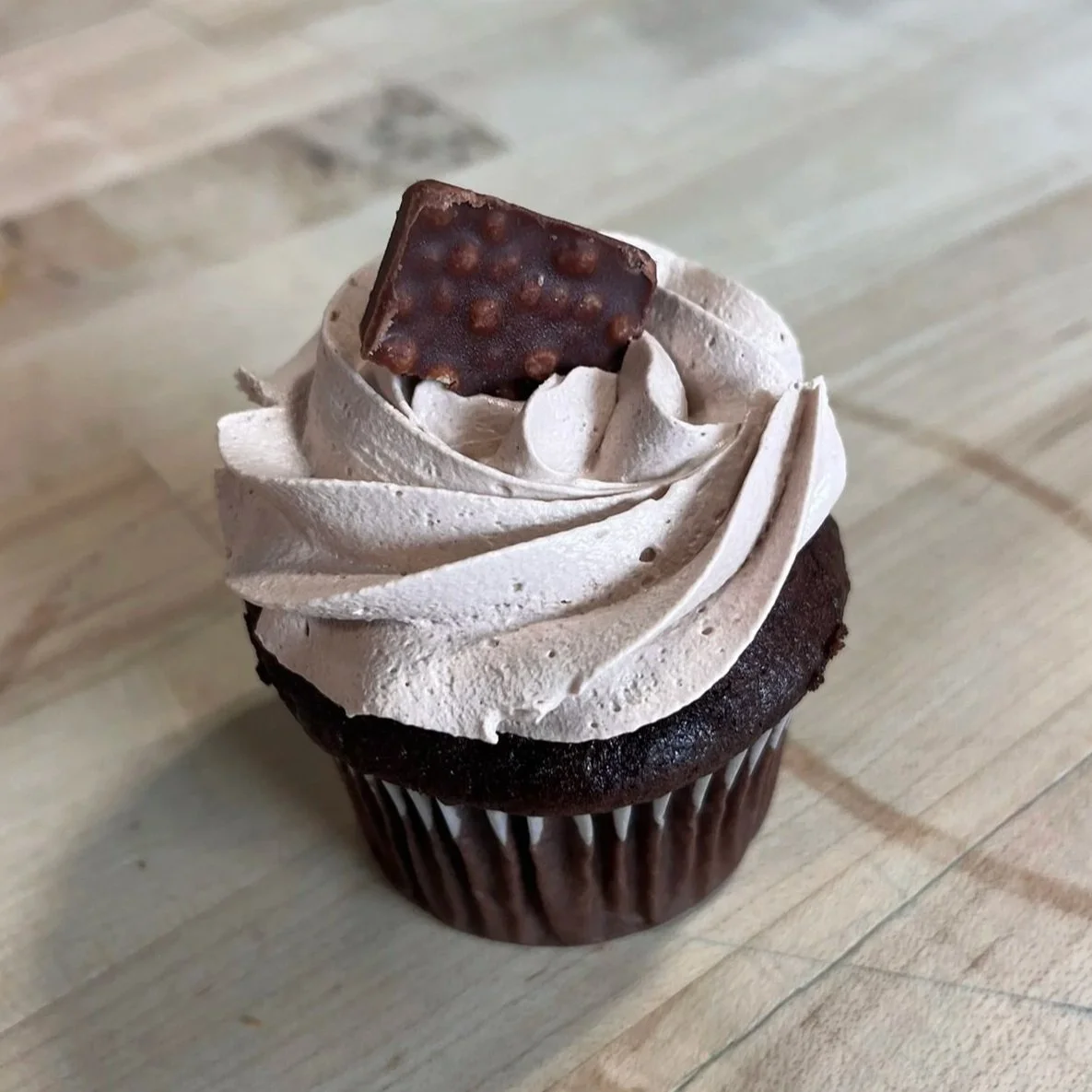 Nestlé Crunch Dessert Cupcakes