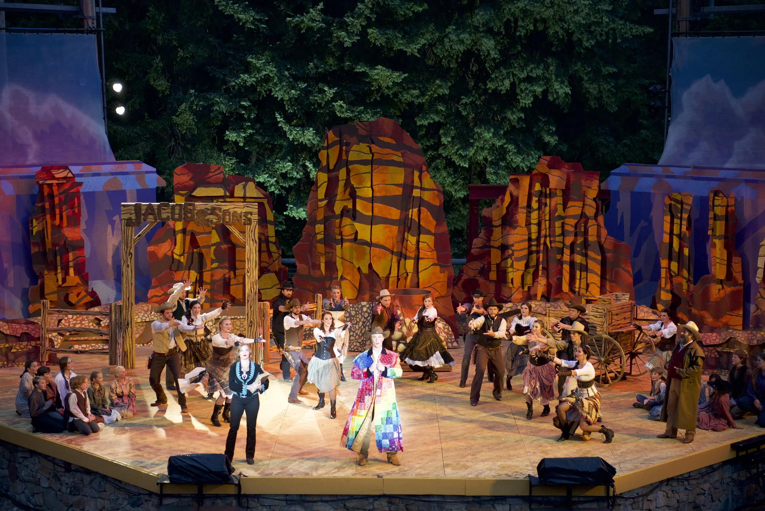 Act 1 Scene 4 Josephs Coat 01.jpg