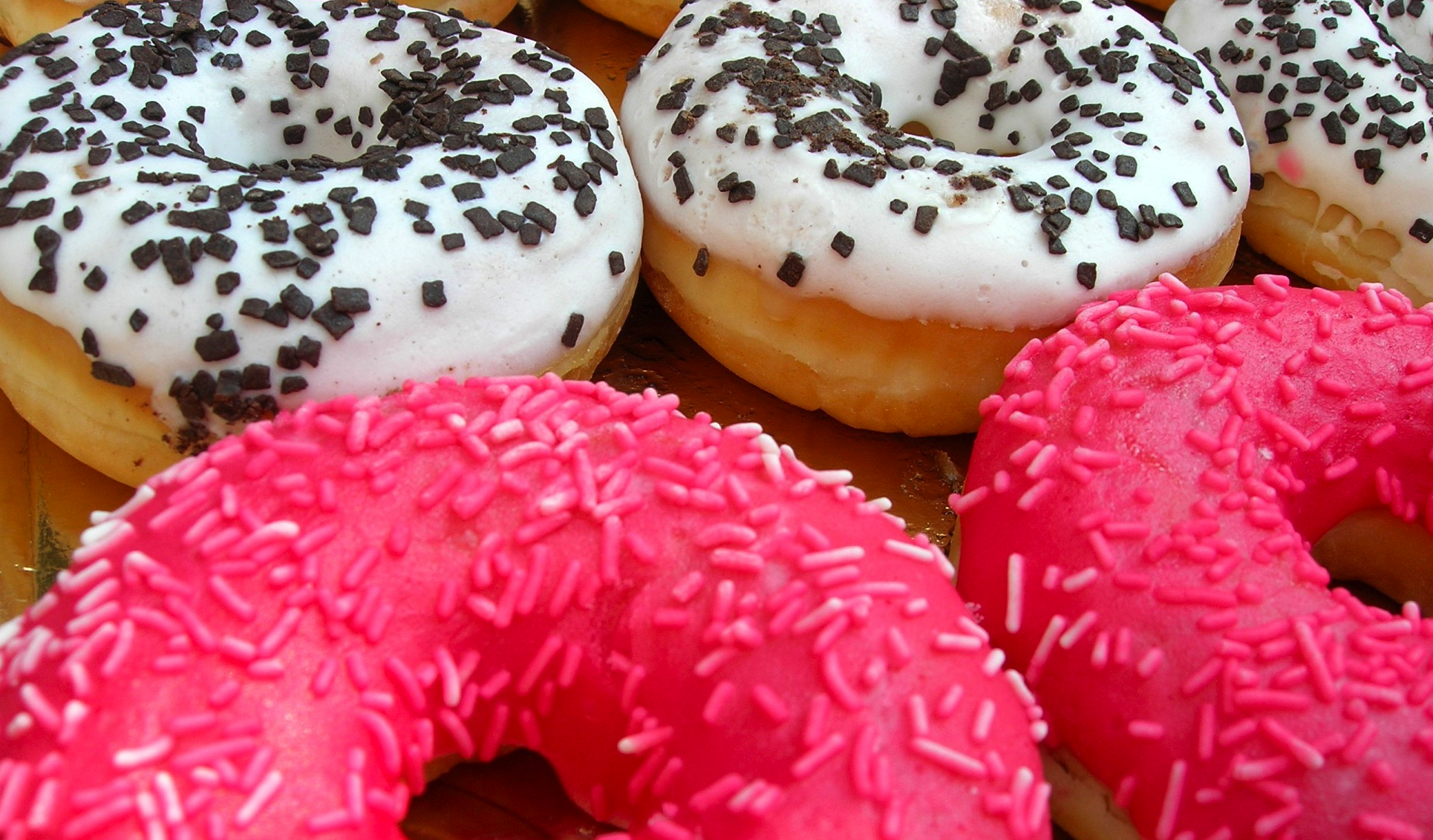 Los famosos "Donuts" de Dunkin' Donuts (Dunkin' Coffee en España) se caracterizan por su amplia variedad de surtido en tiendas propias