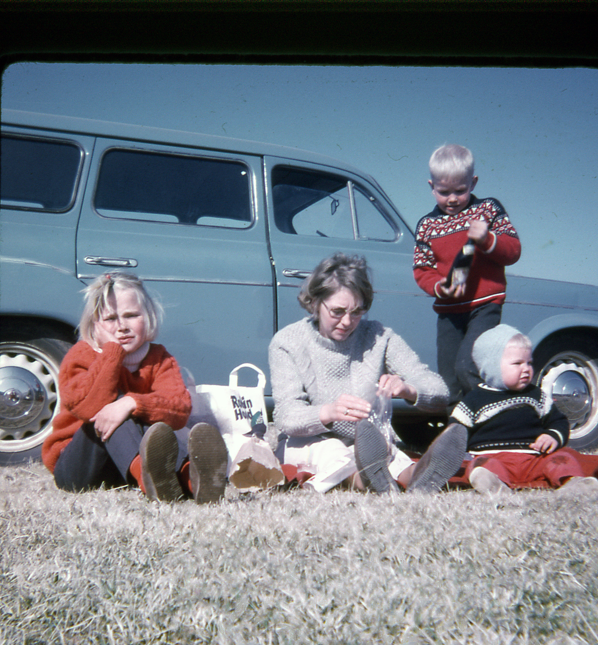 A road trip with the family - everybody in homemade knitted sweaters