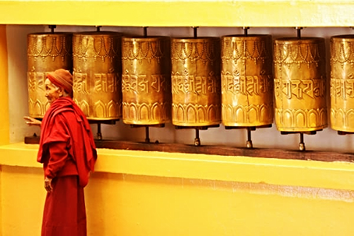 Om Mani Padme Hum ~ Prayers of compassion for the world
