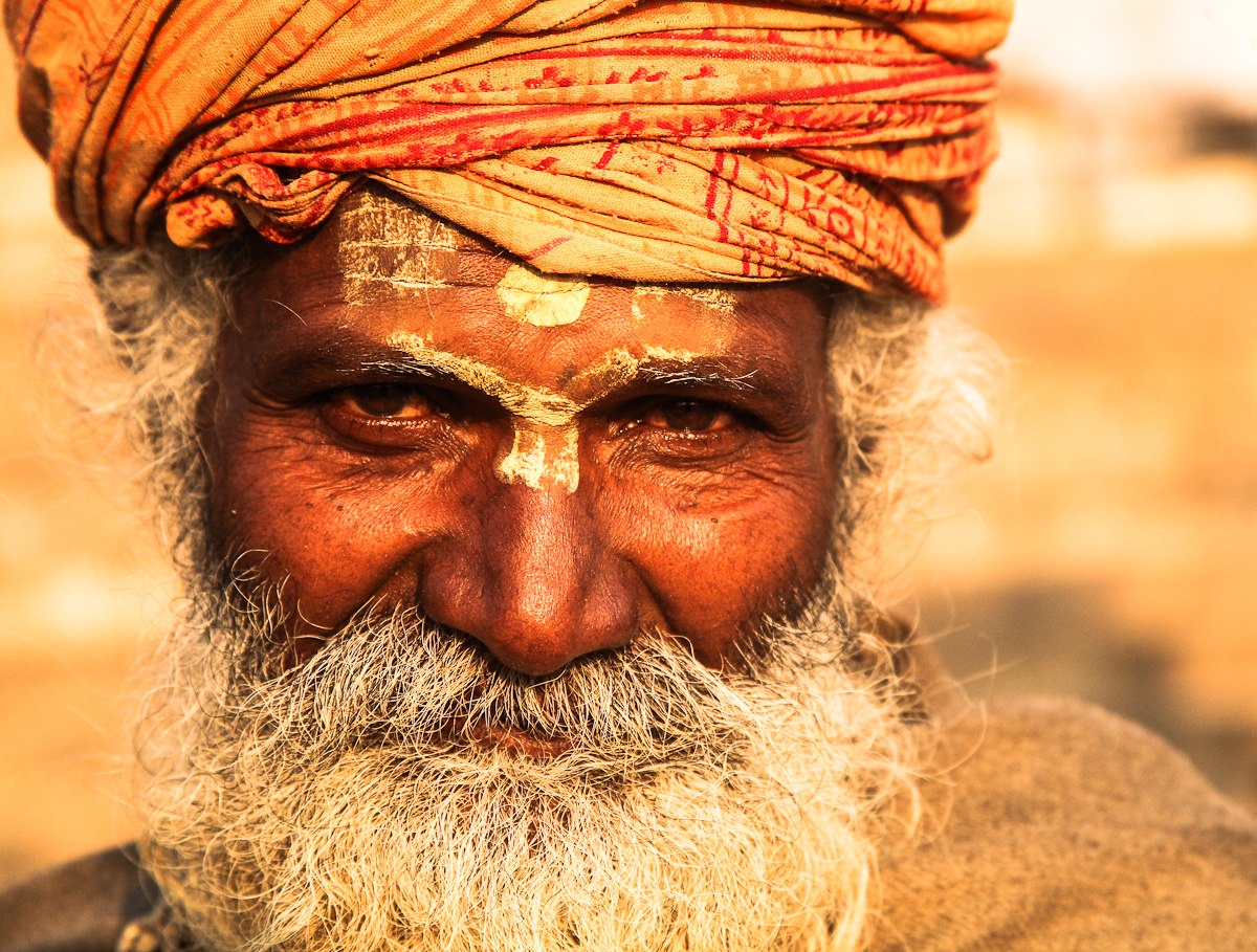 Varanasi W mantra turban.jpg