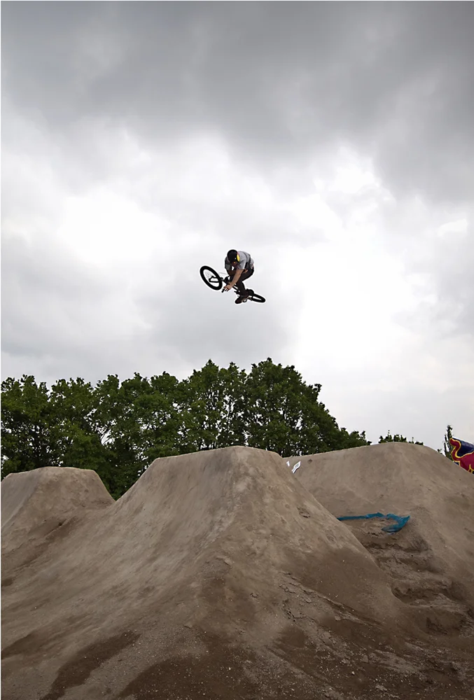 11 sergio layos - 3table.jpg (Copy)