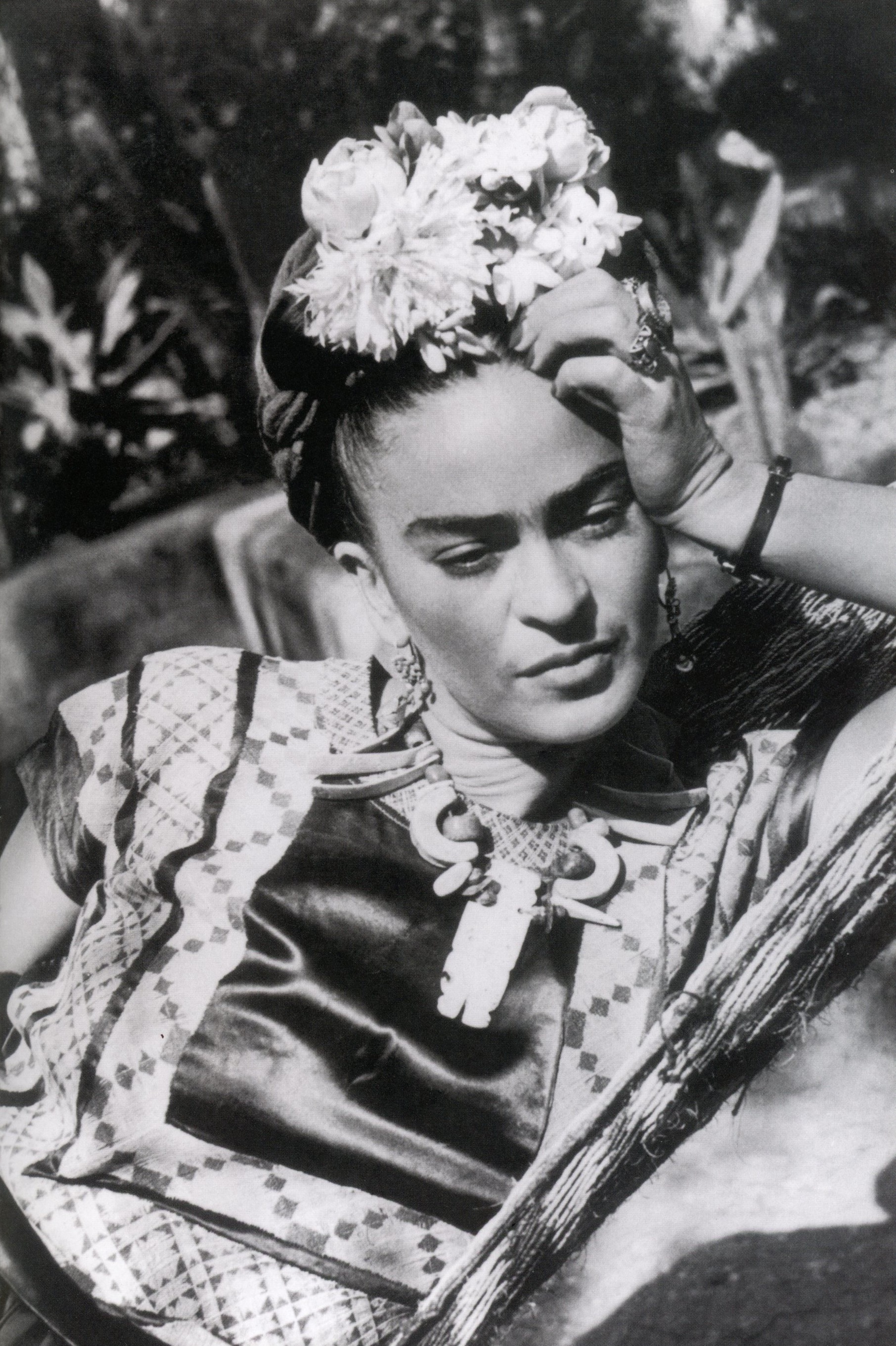 6-08-Mexican-Artist-Frida-Kahlo-1950.jpg