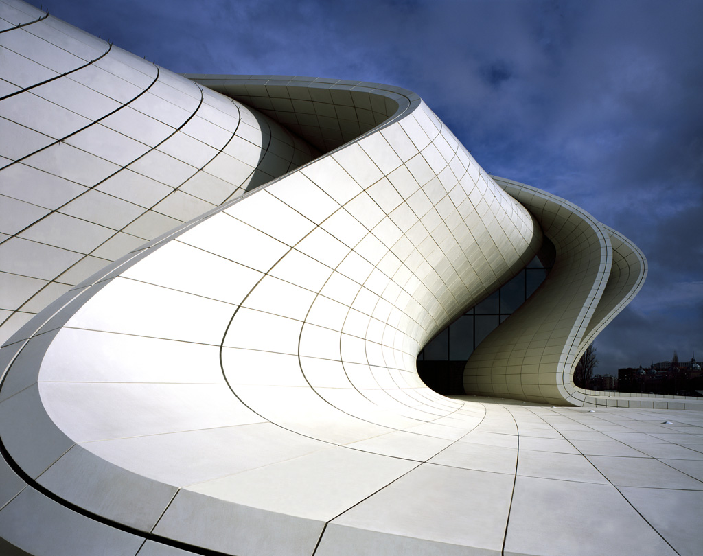 Heydar-Ayev-Centre-Zaha-Hadid-Architects-Hélène-Binet-1.jpg