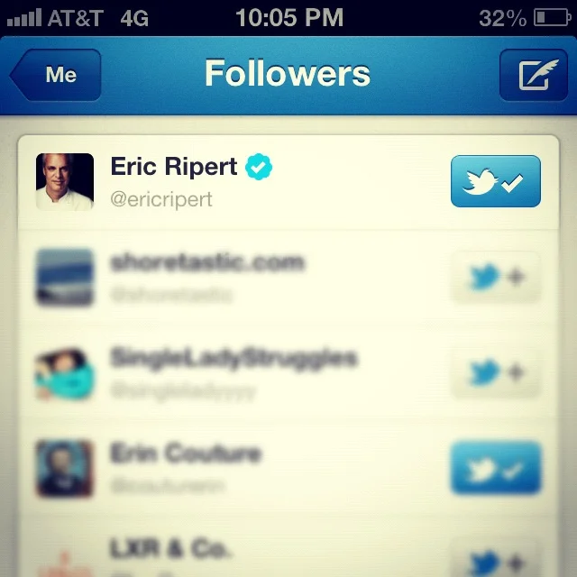 A new Twitter follower for @singlegirldin--swoon!