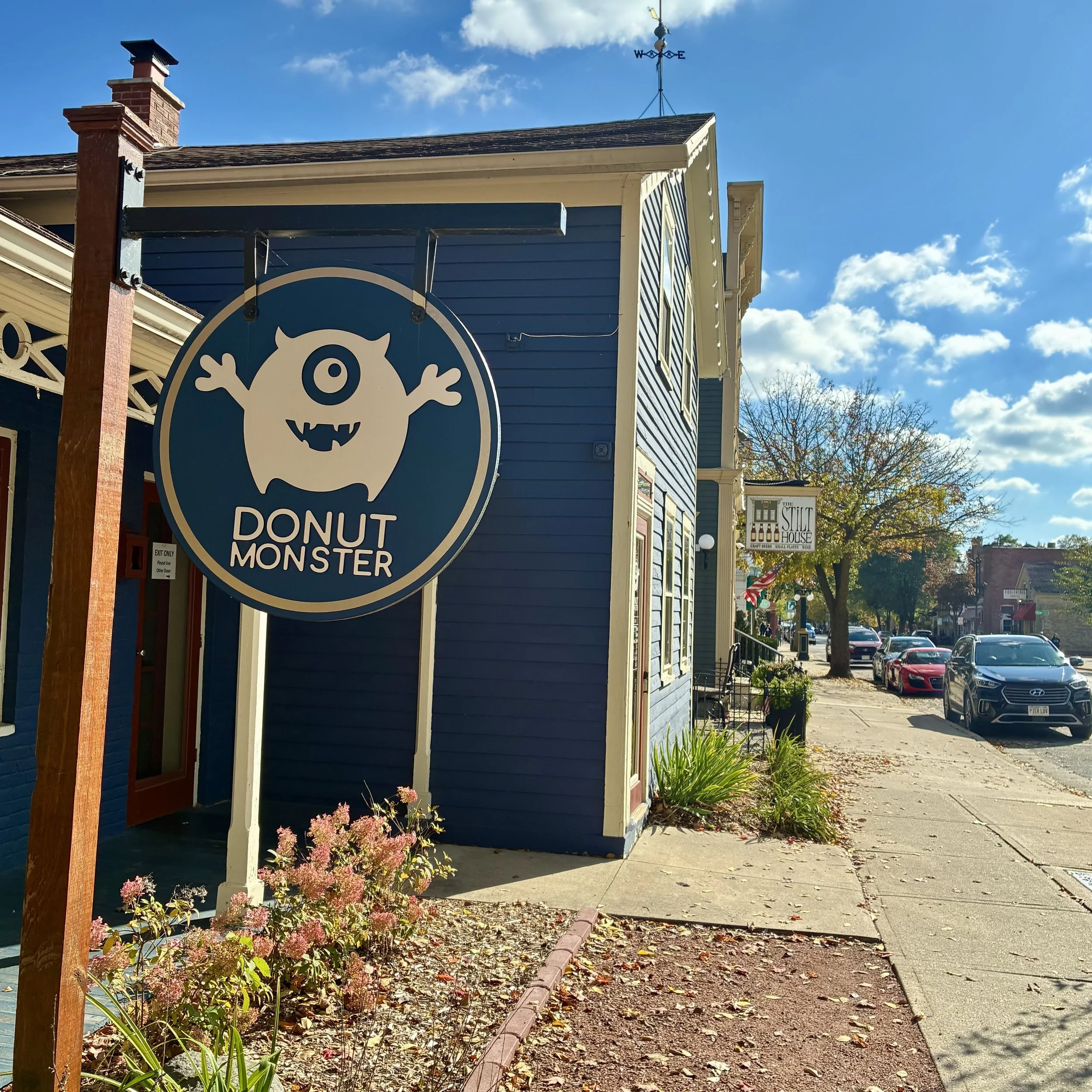 10/26/25 We drive to Milwaukee for school visits and bookstore events at Boswell Book Co and Books and Co in Oconomowoc