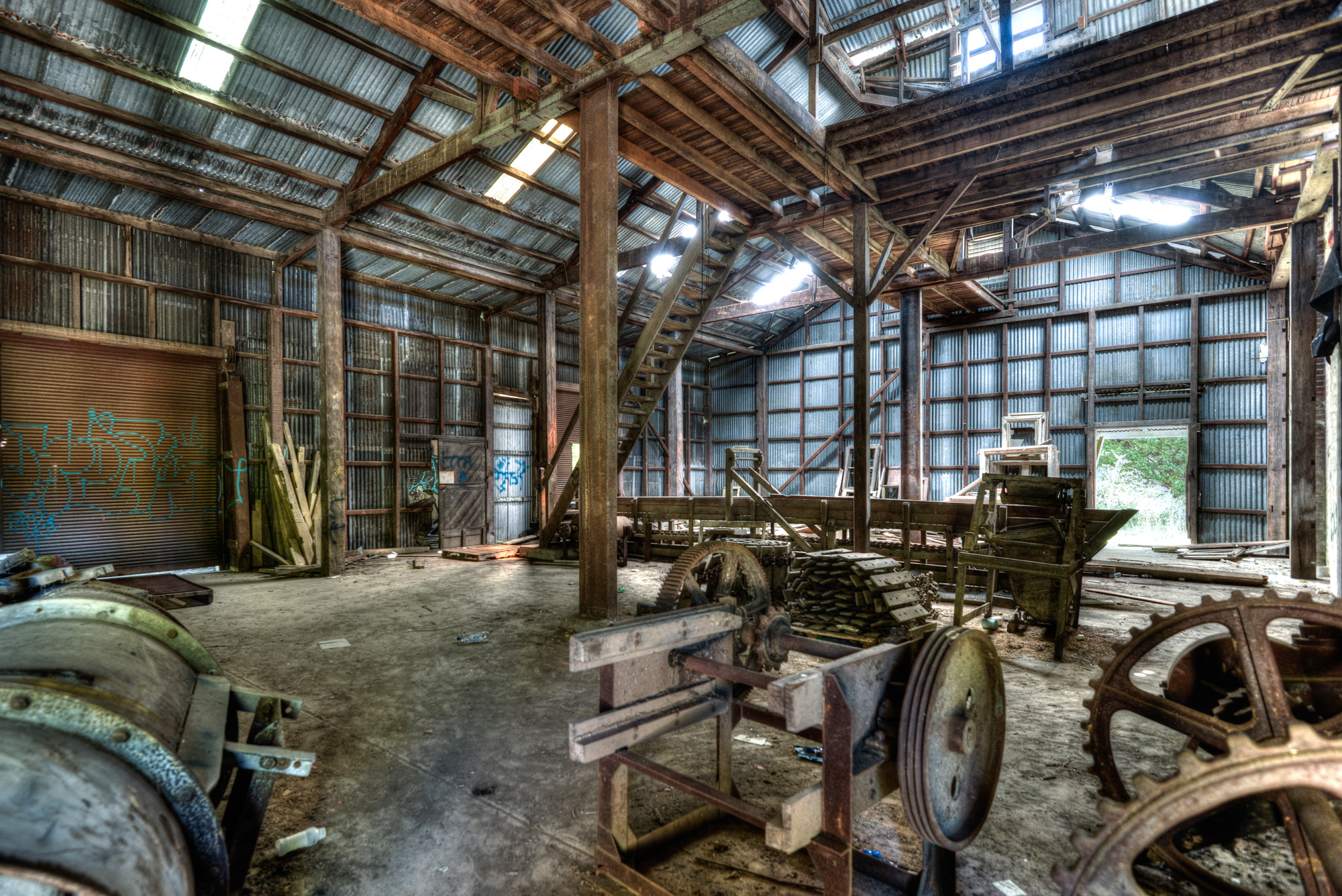 _DSC3751_2_3_tonemapped.jpg