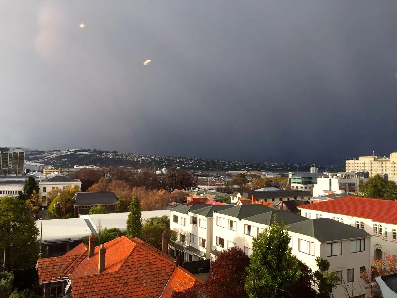 Pelting icy rain and snow NOT SHOWING UP in photo.