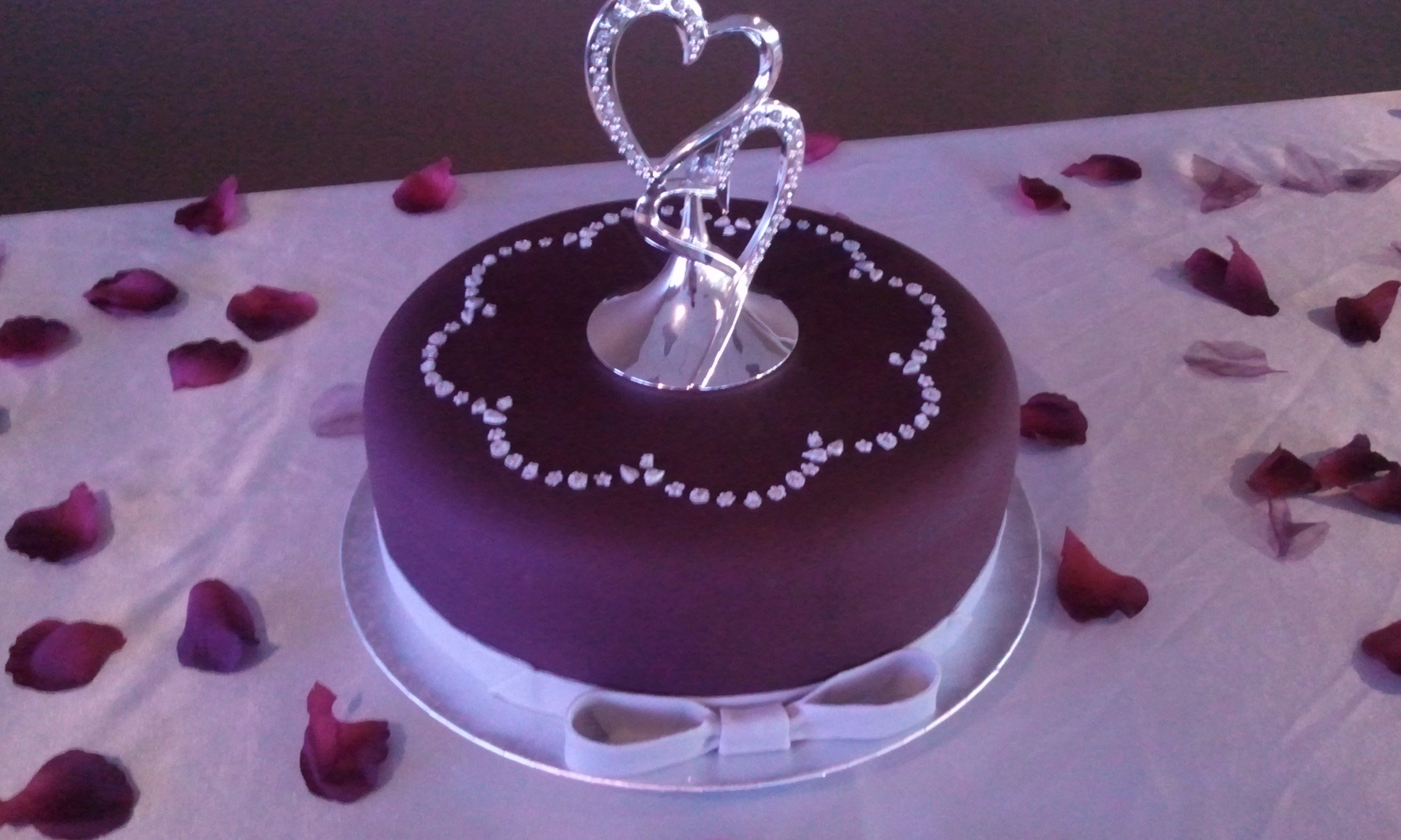 JZ Wedding Cake