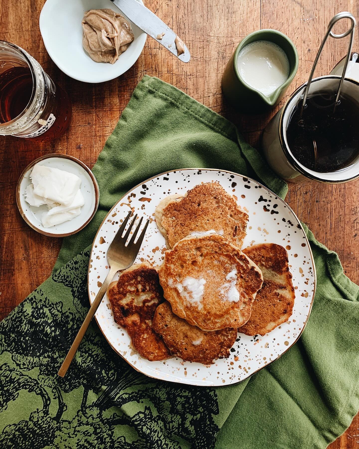what's your favorite winter breakfast? 🌲❄️ they're all so cozy so i can't decide 🥹

𝘷𝘦𝘨𝘢𝘯 𝘤𝘰𝘧𝘧𝘦𝘦 𝘤𝘢𝘬𝘦, 𝘧𝘳𝘦𝘯𝘤𝘩 𝘵𝘰𝘢𝘴𝘵 𝘤𝘢𝘴𝘴𝘦𝘳𝘰𝘭𝘦, 𝘢𝘯𝘥 𝘱𝘢𝘯𝘤𝘢𝘬𝘦𝘴 𝘰𝘧 𝘢𝘭𝘭 𝘵𝘺𝘱𝘦𝘴 𝘢𝘳𝘦 𝘢𝘭𝘭 𝘪𝘯 𝘰𝘶𝘳 𝘩𝘰𝘭𝘪𝘥𝘢?
