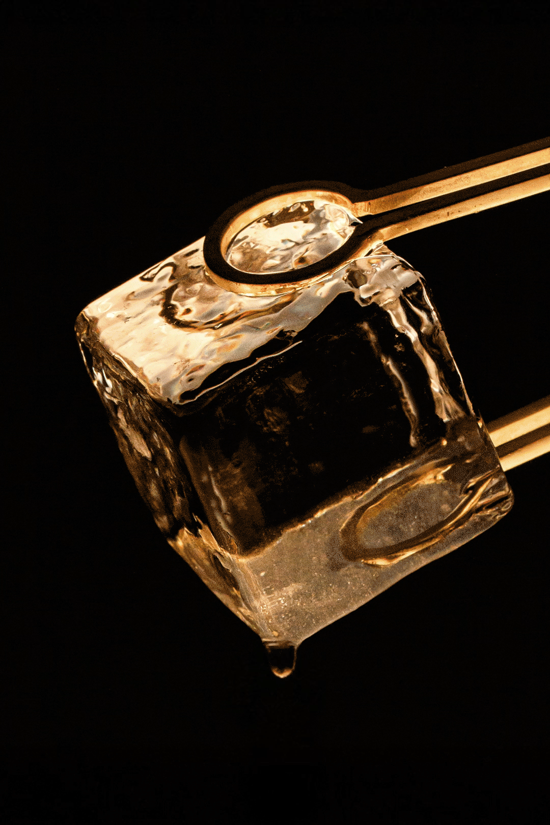 IceCubeDrip.gif
