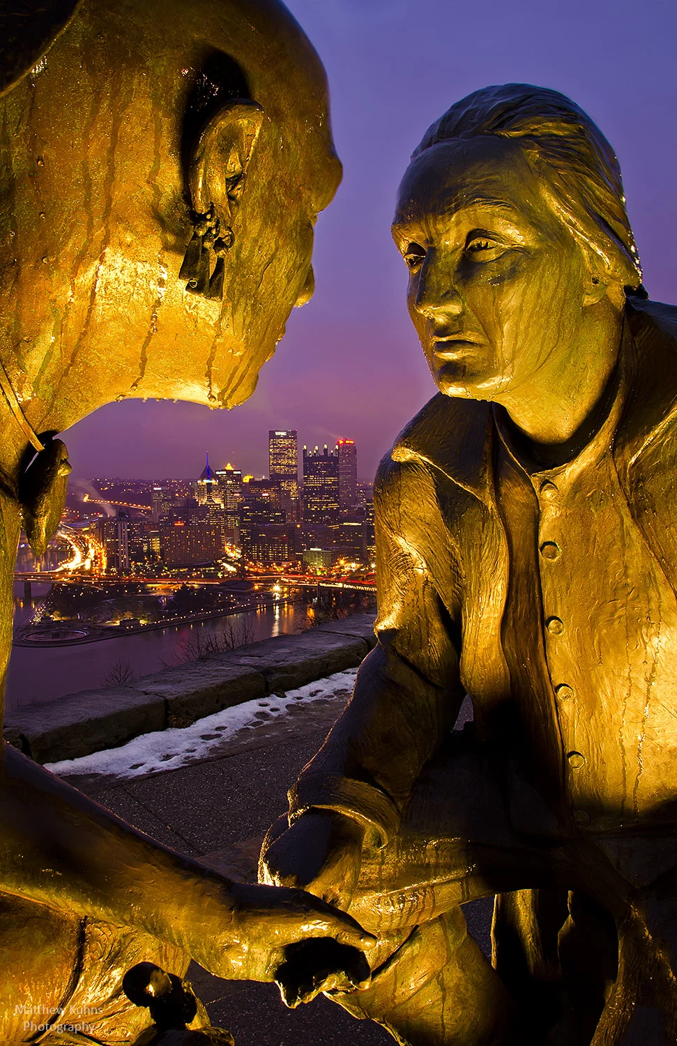 Pittsburgh Statue.jpg