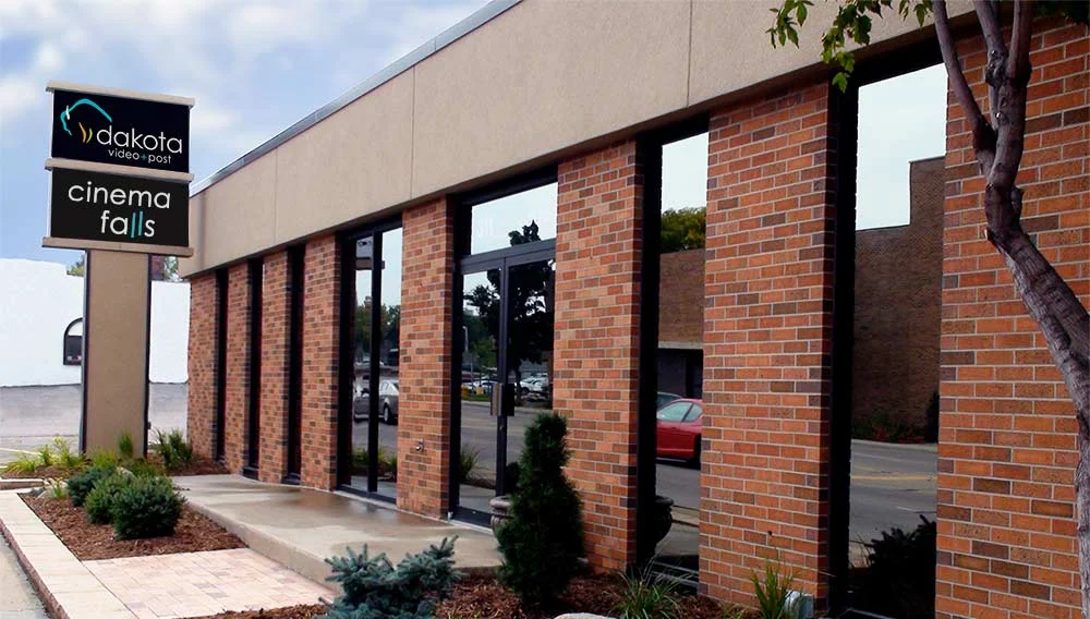 Dakota-Video-Storefront-Sioux-Falls.jpg