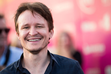   Damon Herriman  