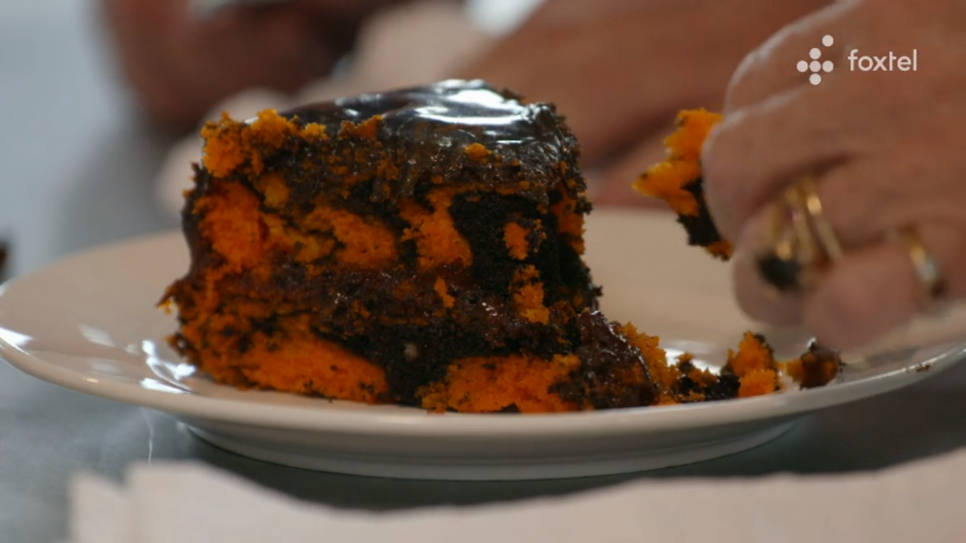 3.RobertsTigerCake.png