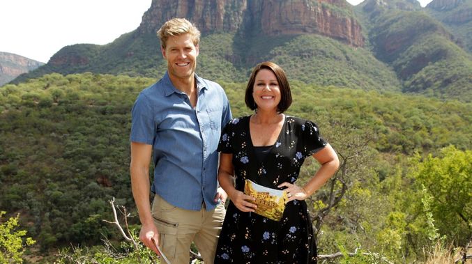   Dr Chris Brown & Julia Morris are heading back to Sydney to prepare for  Sunday Night Takeaway   