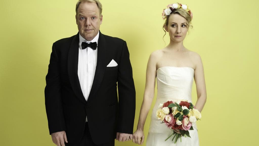  Peter Helliar & Lisa McCune in  How To Stay Married   PHOTO: 10 