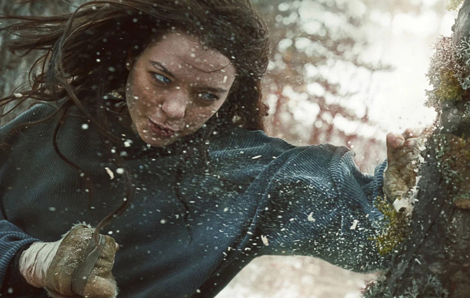 Esme Creed-Miles stars as Hanna image - Amazon
