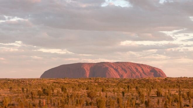  Uluru Source: BBC 