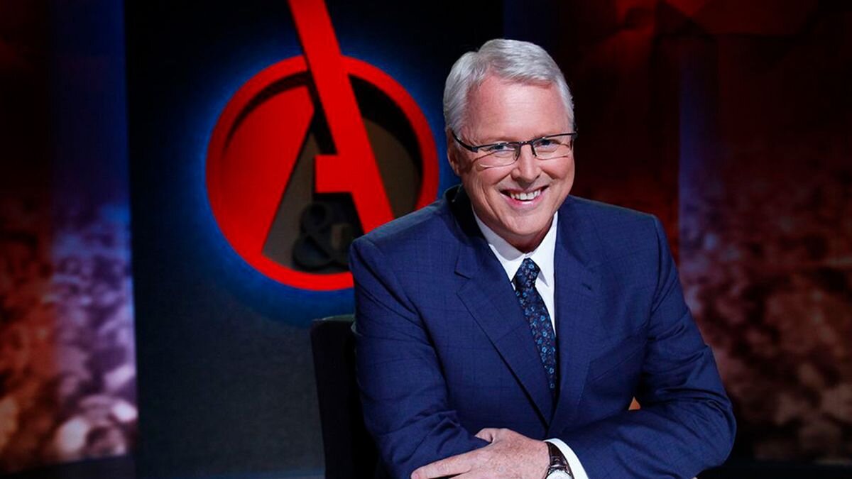   Tony Jones will finish with Q&A at the end of the year  image: ABC 