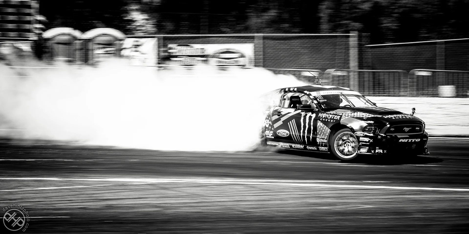 Fuji XT1 - XF55-200 - 99.8mm - 1/180th - F7.1 - ISO 200