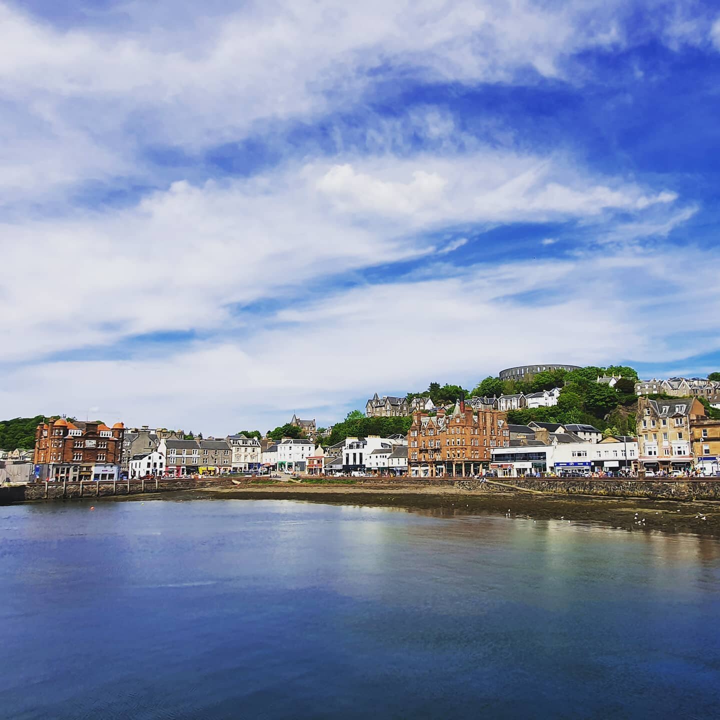 Day trip to sunny Oban #costadeloban  #sunshine #Scotland #oban