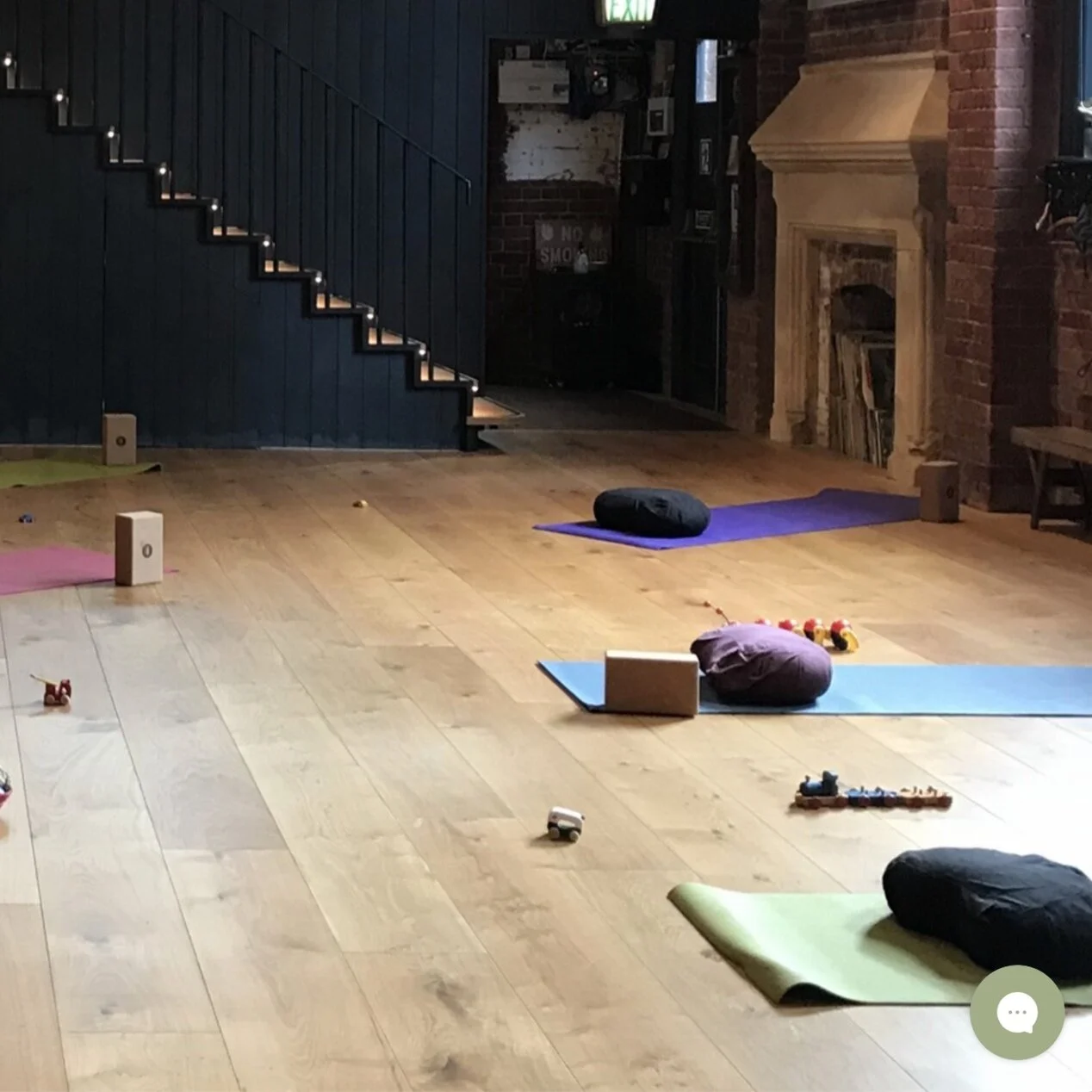 Post Natal Yoga 