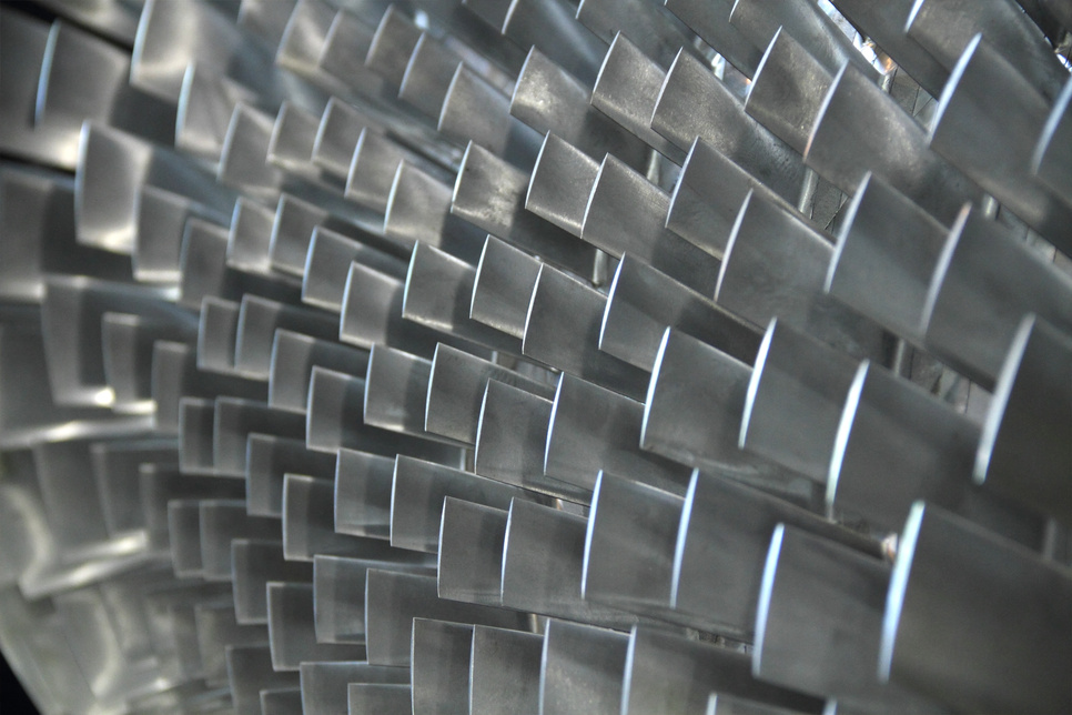 012714560-close-up-of-turbine-blades.jpeg