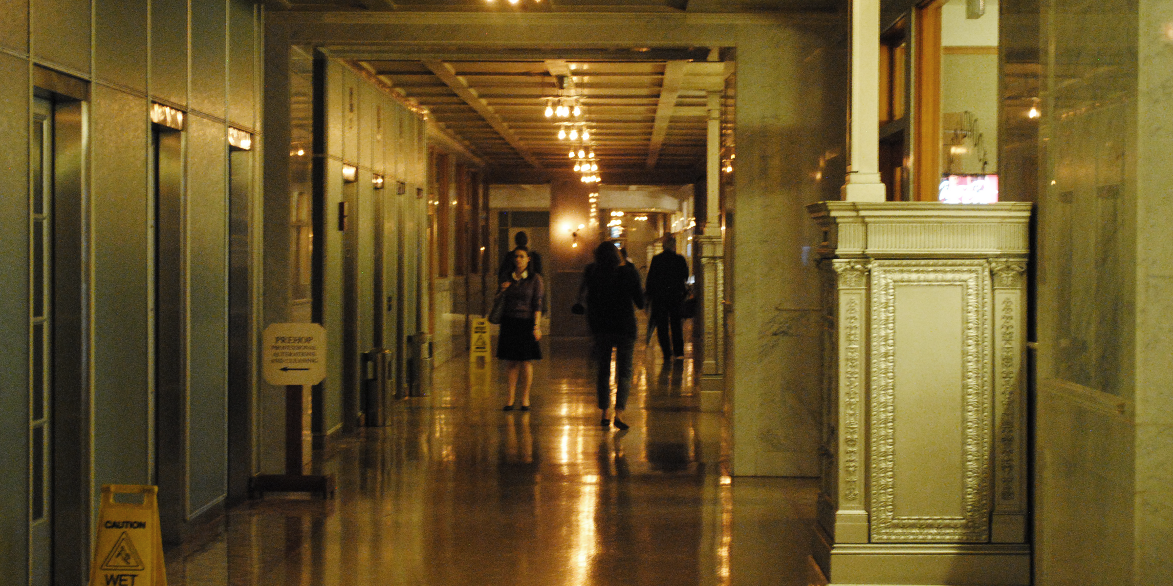 the interior alley, Monadnock Building