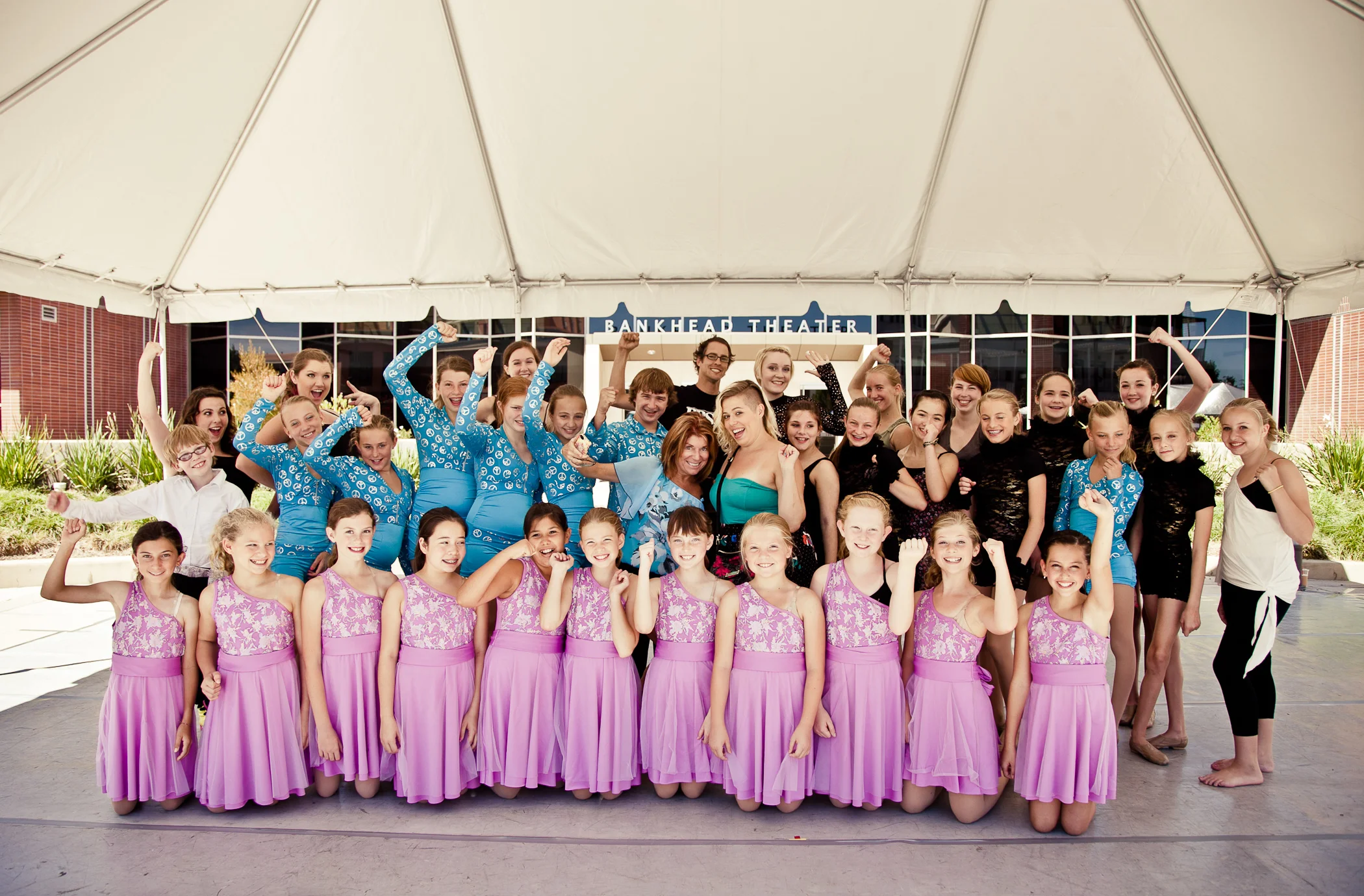2012-2013 LSOD Jazz Company participants Jazz Director Liz Roberts, Teacher Amy Danya, Sound Engineer Photo credits: Kerri Hamilton