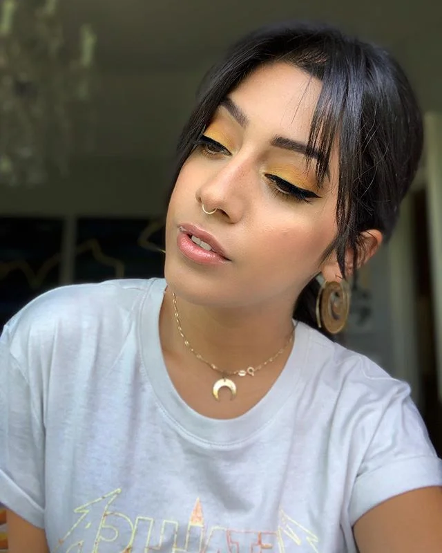 🌞 .
.
.
#yellow #yellowmakeup #yelloweyeshadow #motd #makeup #makeupartist #beautybyrosheen