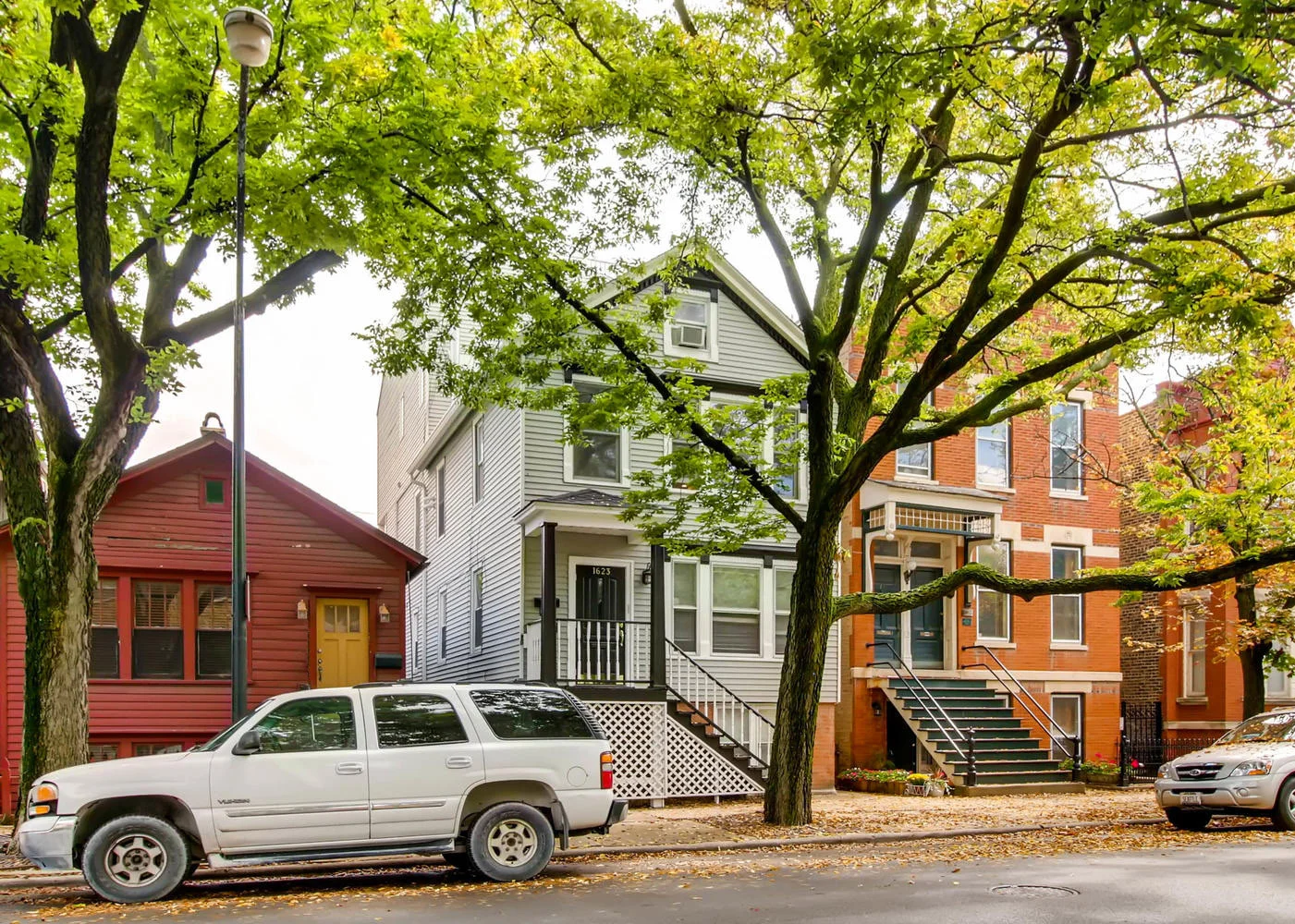 EXTERIOR OF 1623 N MOHAWK STREET CHICAGO.