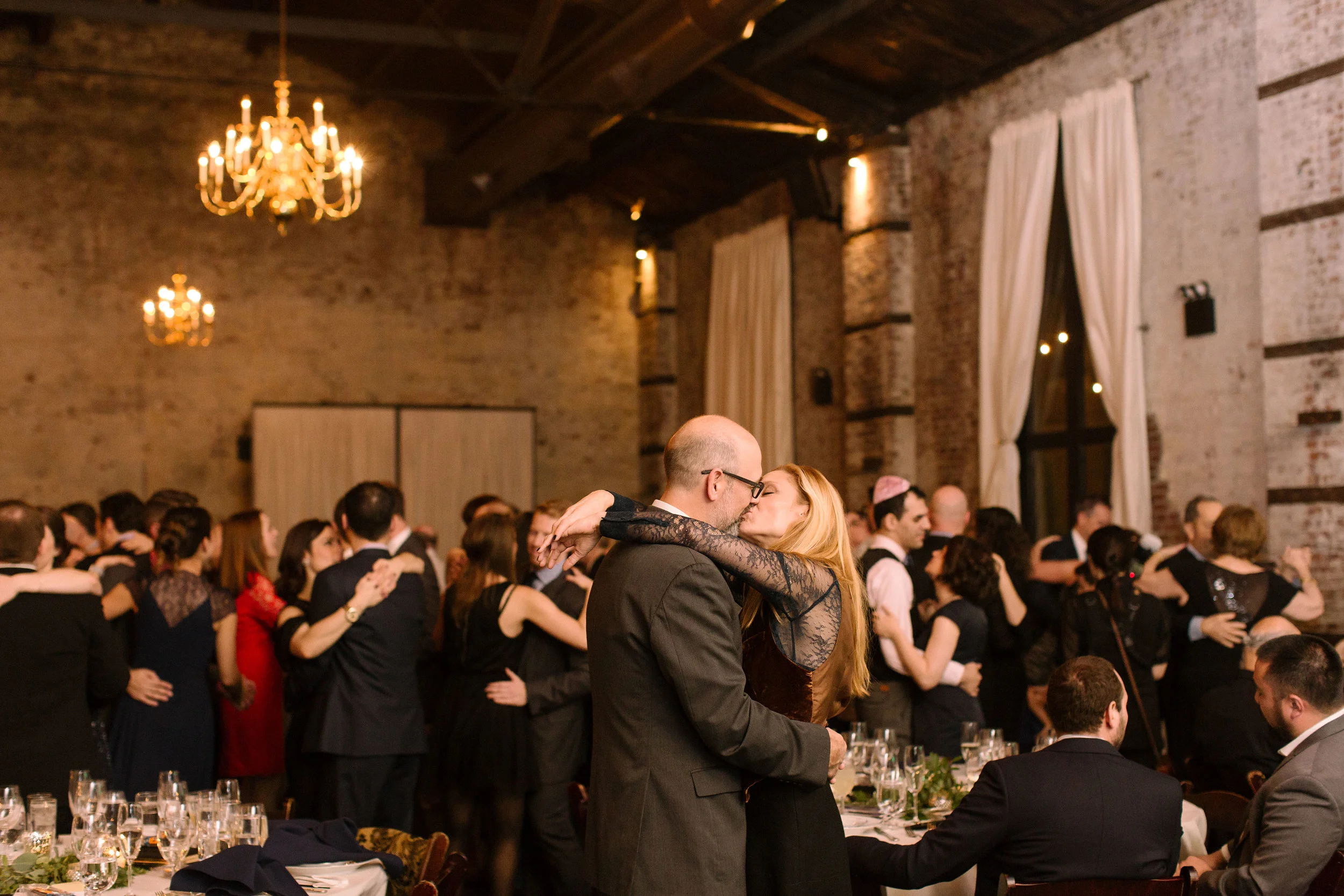 2017_FEMINIST_MODERN_JEWISH_WEDDING_BROOKLYN_GREEN_BUILDING_NYC-126 copy.jpg