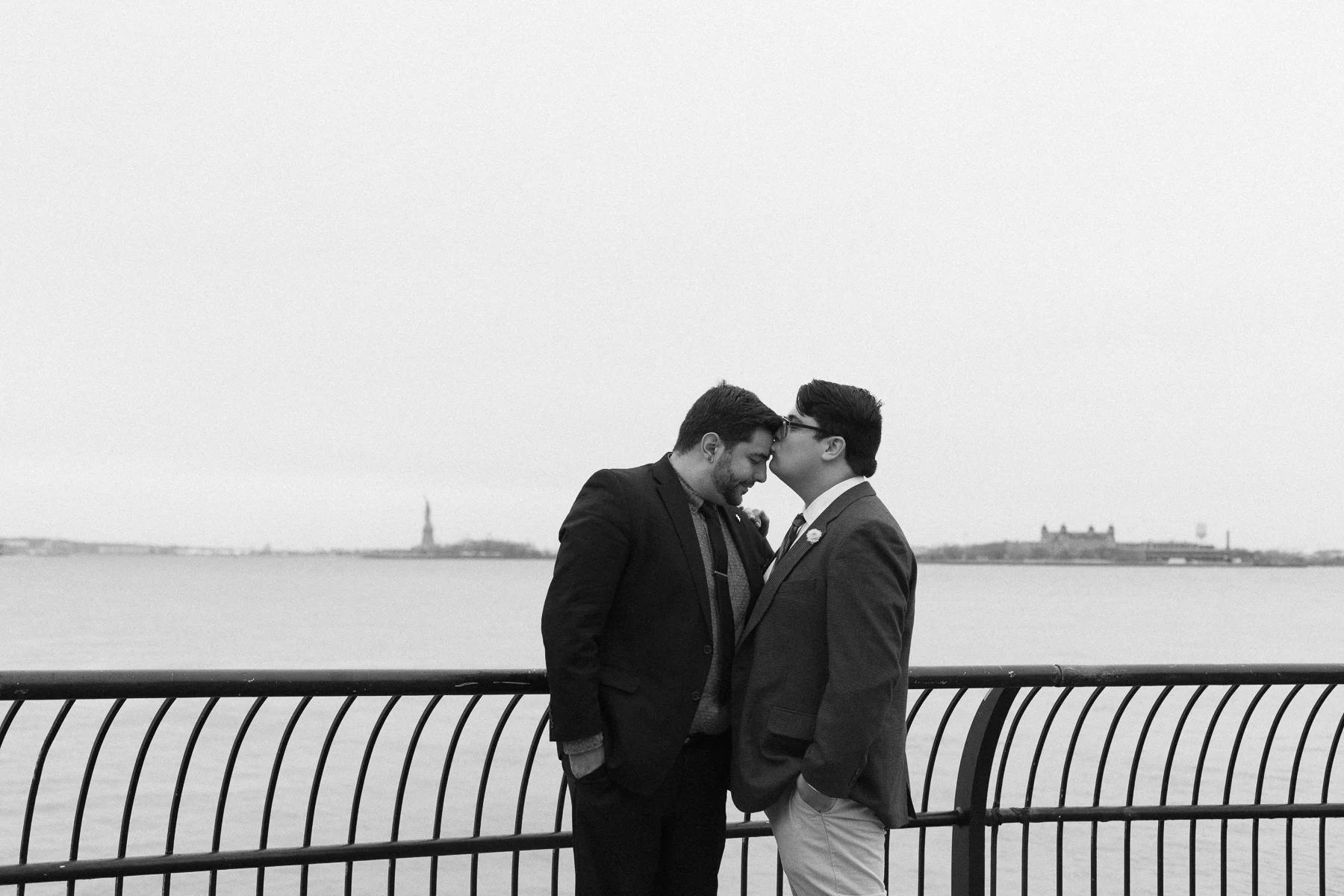 2017_NYC_Wedding_Photographer_Nontraditional_Candid-12.jpg