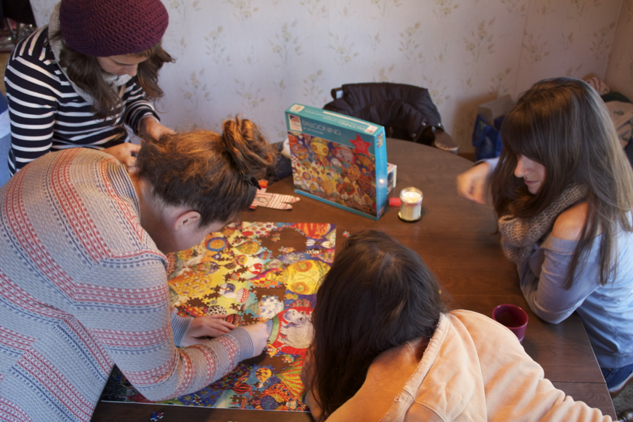 Lady puzzlers